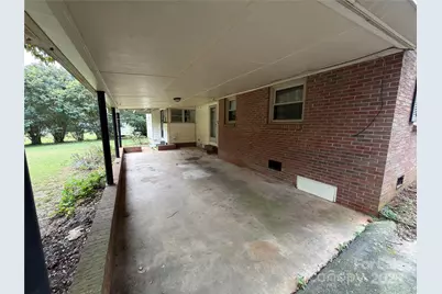 206 11th Street NE, Hildebran, NC 28637 - Photo 6