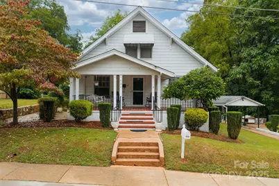 532 6th Avenue SW, Hickory, NC 28602 - Photo 2