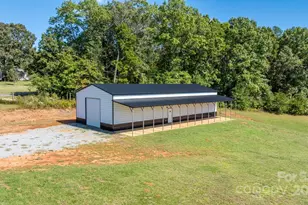 2256 Bolton Rd, Catawba, NC 28609 - Photo 34