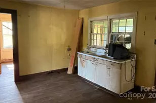 41 Upper Shut in Rd, Hot Springs, NC 27843 - Photo 18