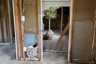 1124 Riverside Dr, Charlotte, NC 28214 - Photo 6