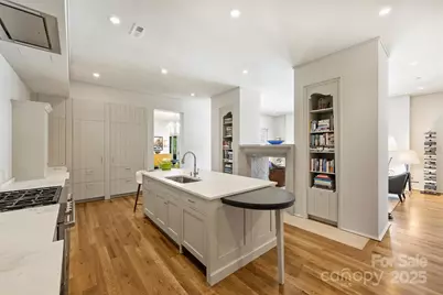 1170 Queens Road, Charlotte, NC 28207 - Photo 10