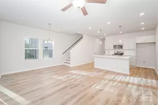 2713 New Pineola Rd, Charlotte, NC 28208 - Photo 4