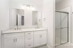 2713 New Pineola Rd, Charlotte, NC 28208 - Photo 16