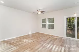 2713 New Pineola Rd, Charlotte, NC 28208 - Photo 6