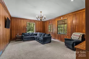 301 Louise Ave NE, Valdese, NC 28690 - Photo 16