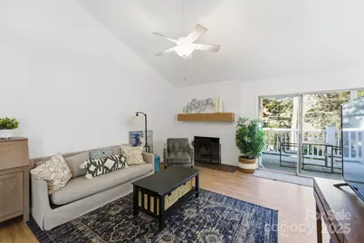 9401 S Vicksburg Park Court, Charlotte, NC 28210 - Photo 8