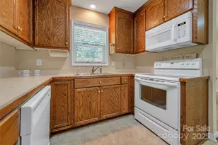 425 Huffstetler Rd, Gastonia, NC 28056 - Photo 14