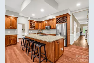 100 Perry Place, Hendersonville, NC 28739 - Photo 16