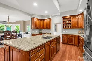 100 Perry Pl, Hendersonville, NC 28739 - Photo 18
