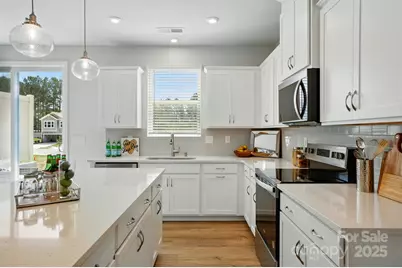 645 Cassidy Court, Clover, SC 29710 - Photo 4