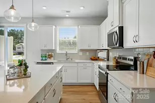 645 Cassidy Ct, Clover, SC 29710 - Photo 4