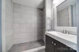 113 W 5th Ave, Gastonia, NC 28052 - Photo 14