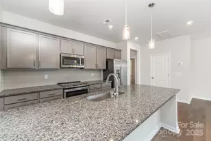 9029 Widden Wy, Charlotte, NC 28269 - Photo 6