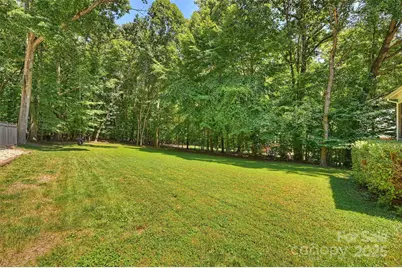 7324 Cobblecreek Drive, Matthews, NC 28104 - Photo 32