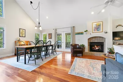 35 Oak Street, Brevard, NC 28712 - Photo 6