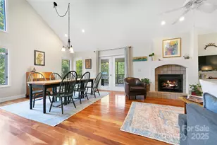 35 Oak St, Brevard, NC 28712 - Photo 6