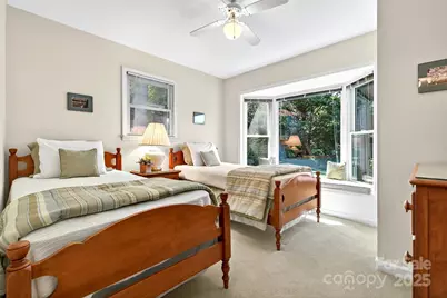 211 Rhododendron Avenue, Black Mountain, NC 28711 - Photo 24