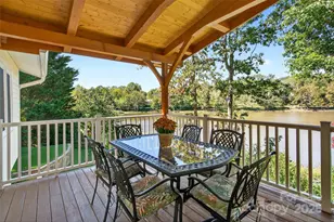 211 Rhododendron Ave, Black Mountain, NC 28711 - Photo 16