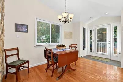 211 Rhododendron Avenue, Black Mountain, NC 28711 - Photo 8