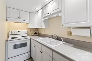 211 Rhododendron Ave, Black Mountain, NC 28711 - Photo 32