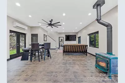 945 Roaring Fork Road, Hot Springs, NC 28743 - Photo 6