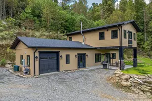 945 Roaring Fork Rd, Hot Springs, NC 28743 - Photo 2