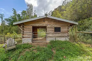 945 Roaring Fork Rd, Hot Springs, NC 28743 - Photo 32