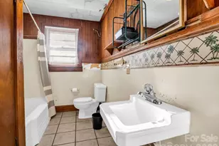 949 Cove Rd, Rutherfordton, NC 28139 - Photo 20