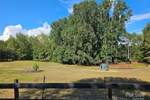 6516 Rehobeth Rd, Waxhaw, NC 28173 - Photo 16