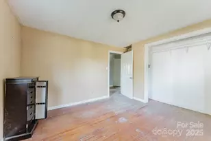 45 Freeborn Ln, Hendersonville, NC 28792 - Photo 10