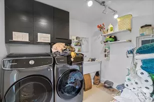 11501 Abernathy Rd, Charlotte, NC 28216 - Photo 30