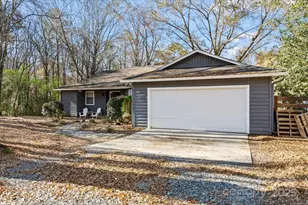 11501 Abernathy Rd, Charlotte, NC 28216 - Photo 2