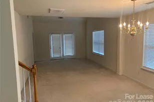 11163 Saintsbury Pl, Charlotte, NC 28270 - Photo 6