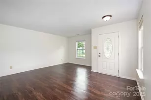 1113 Swearngan Ridge Ct, Charlotte, NC 28216 - Photo 4