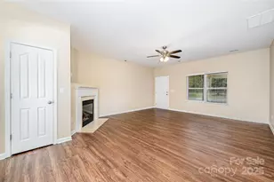 275 Flanders Dr, Mooresville, NC 28117 - Photo 4