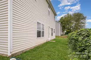 275 Flanders Dr, Mooresville, NC 28117 - Photo 20