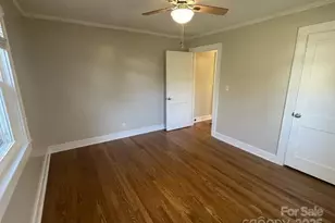 135 Haynes St, Hendersonville, NC 28791 - Photo 16