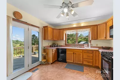 560 Esseola Street, Saluda, NC 28773 - Photo 20