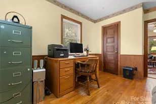 560 Esseola St, Saluda, NC 28773 - Photo 26