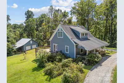 560 Esseola Street, Saluda, NC 28773 - Photo 2