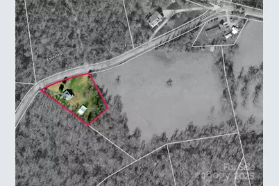 560 Esseola Street, Saluda, NC 28773 - Photo 4