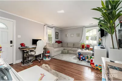 4610 Connecting Road, Charlotte, NC 28209 - Photo 4