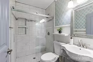 815 Drummond Ave, Charlotte, NC 28205 - Photo 22