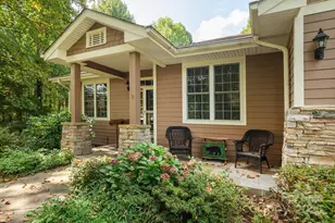 106 Chancery Ct, Flat Rock, NC 28731 - Photo 2