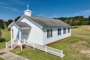 133 Bluegill Ln, Statesville, NC 28625 - Photo 1