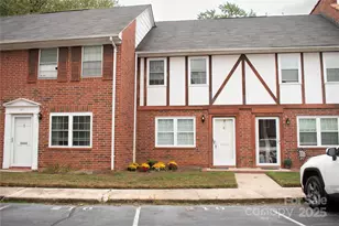 1300 Larchmont Pl, Salisbury, NC 28144 - Photo 2