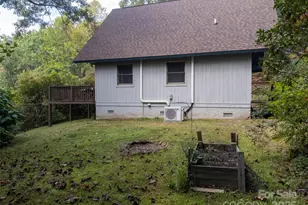 365 Duckback Trl, Whittier, NC 28789 - Photo 36