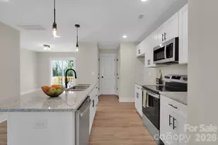 412 N Scruggs St, Gastonia, NC 28052 - Photo 6