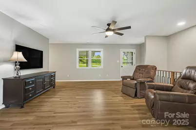 1007 Dula Road, Spruce Pine, NC 28777 - Photo 6